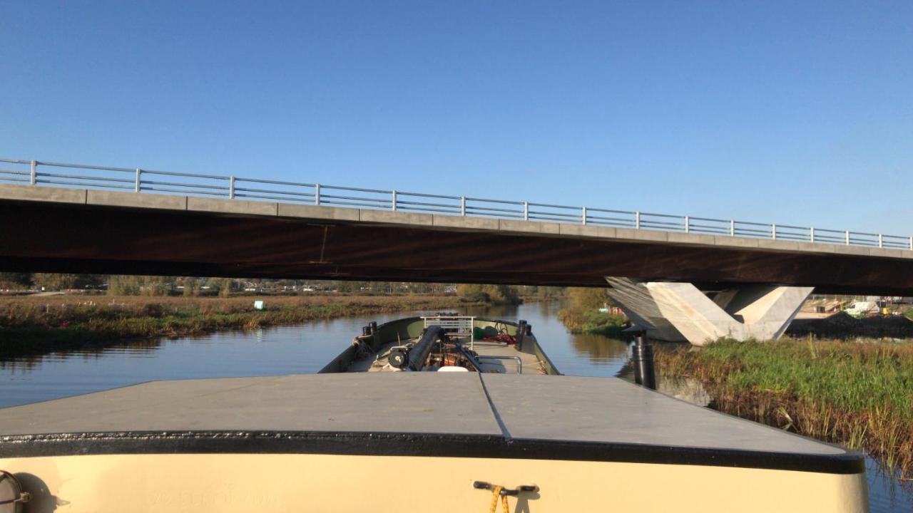 Hotel Barge Waternimf Ely Exterior foto